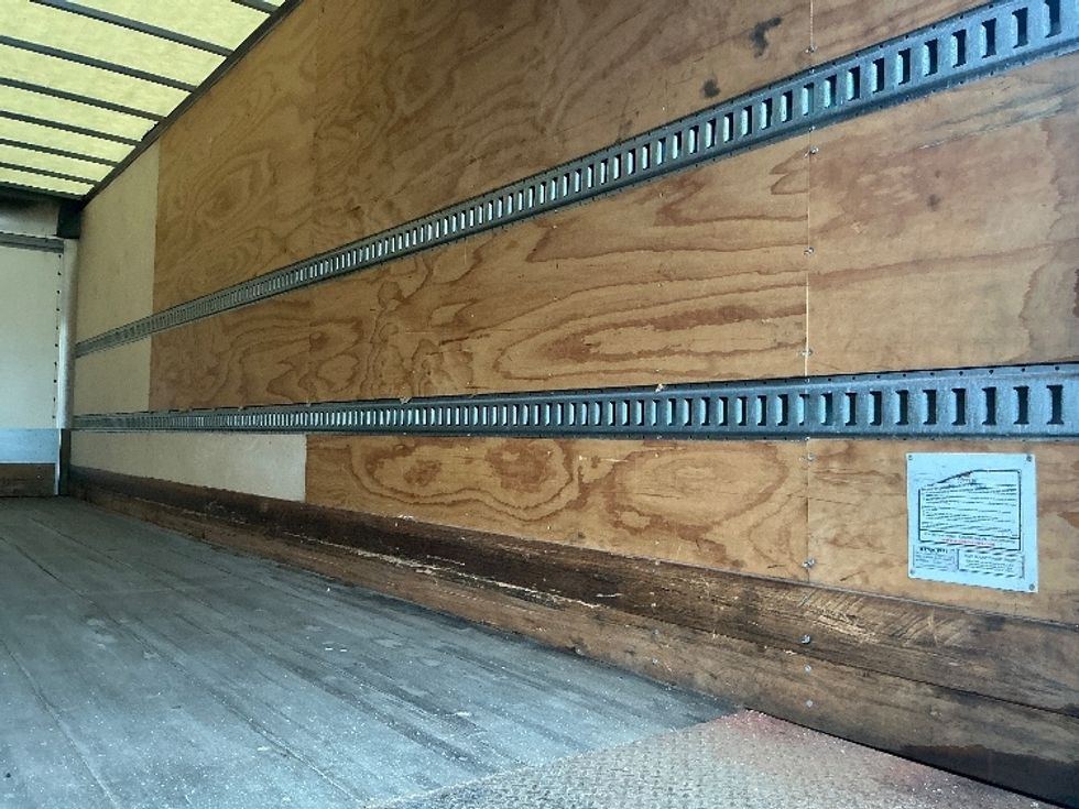 Medium Duty Box Truck-Light and Medium Duty Trucks-Freightliner-2020-M2-Chicopee-MA-417,541\n\t\tmiles-$ 23,250 - Image 12