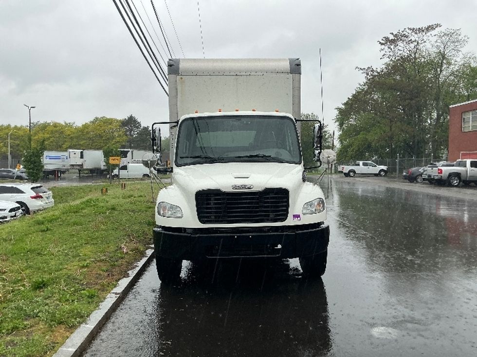Medium Duty Box Truck-Light and Medium Duty Trucks-Freightliner-2020-M2-Chicopee-MA-417,541\n\t\tmiles-$ 23,250 - Image 2
