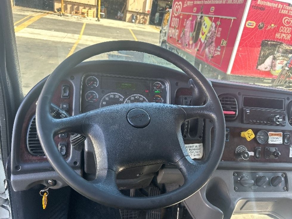 Medium Duty Box Truck-Light and Medium Duty Trucks-Freightliner-2020-M2-Chino-CA-116,294\n\t\tmiles-$ 61,250 - Image 18