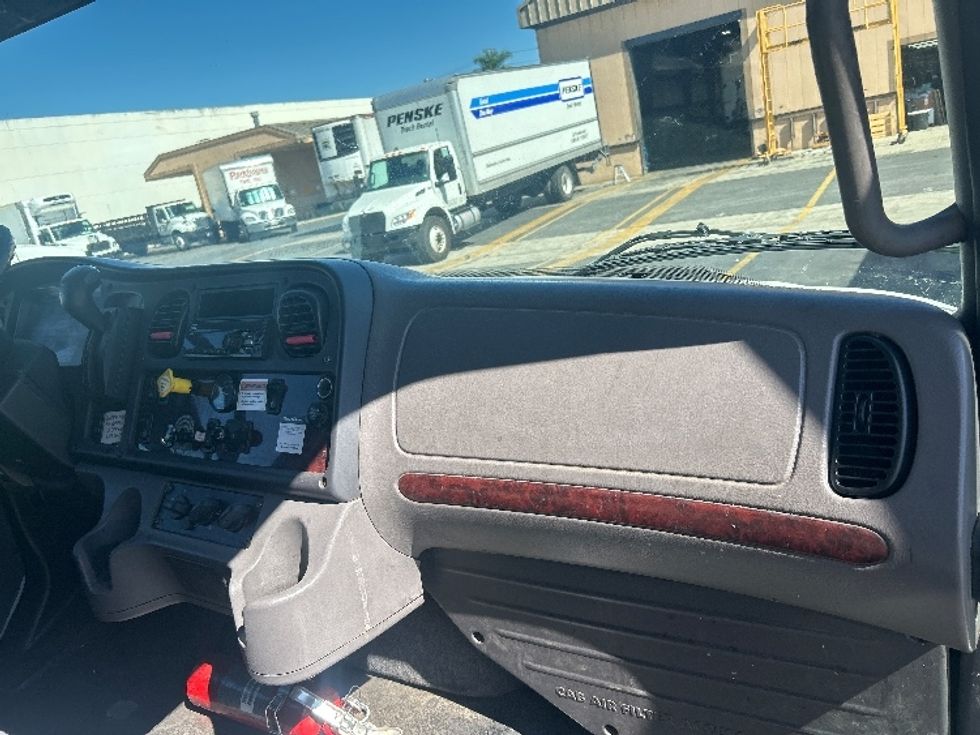 Medium Duty Box Truck-Light and Medium Duty Trucks-Freightliner-2020-M2-Chino-CA-116,294\n\t\tmiles-$ 61,250 - Image 21