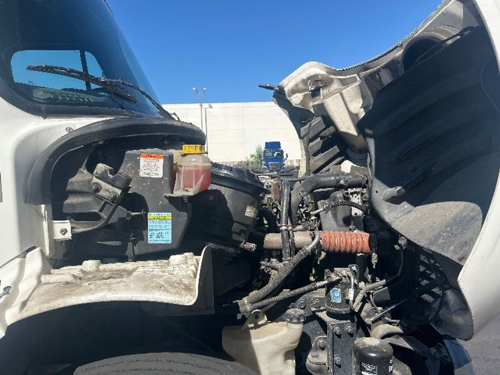 Medium Duty Box Truck-Light and Medium Duty Trucks-Freightliner-2020-M2-Chino-CA-116,294\n\t\tmiles-$ 61,250 - Image 23