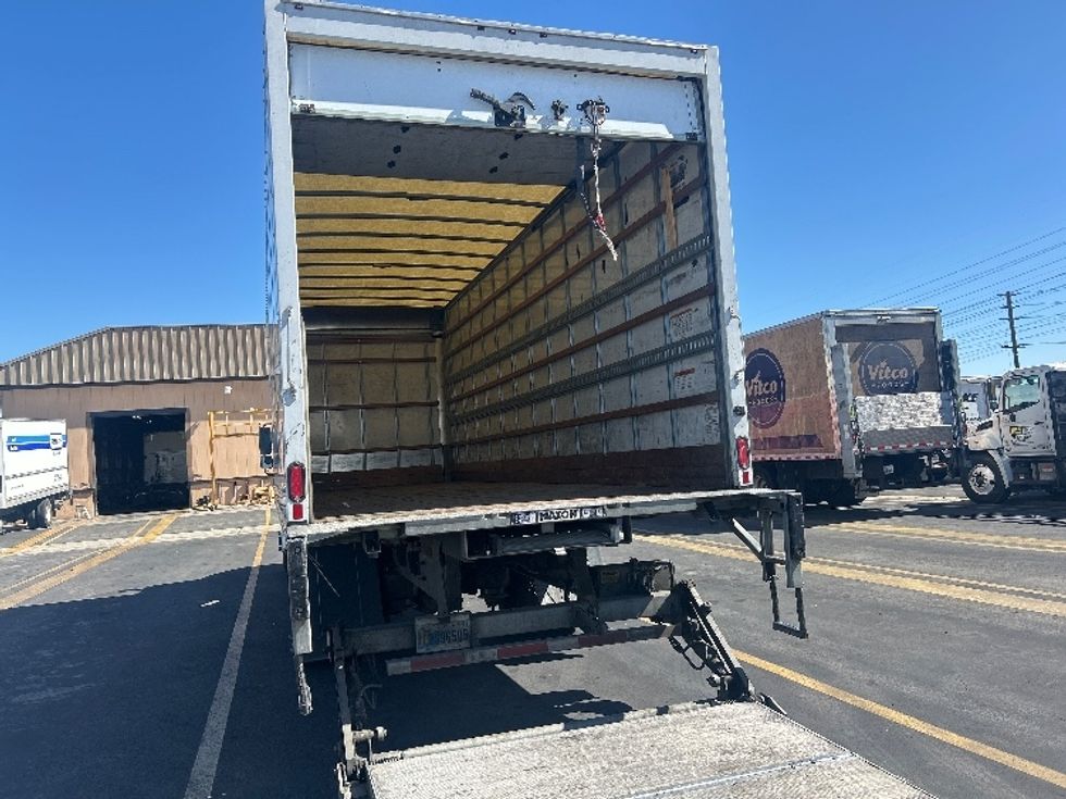 Medium Duty Box Truck-Light and Medium Duty Trucks-Freightliner-2020-M2-Chino-CA-116,294\n\t\tmiles-$ 61,250 - Image 9