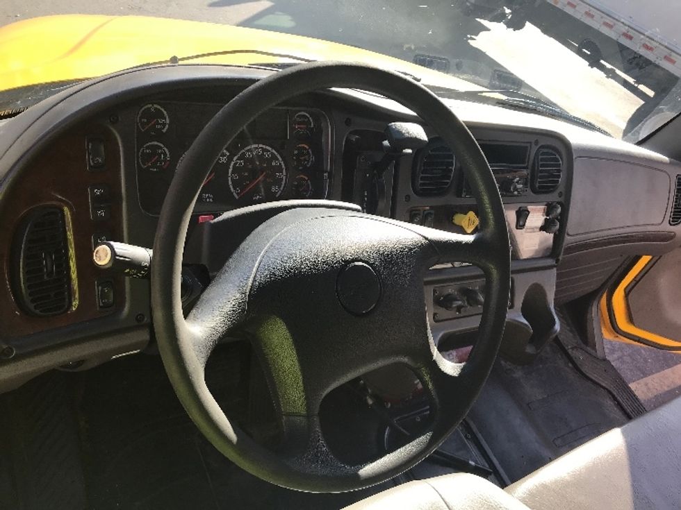 Medium Duty Box Truck-Light and Medium Duty Trucks-Freightliner-2020-M2-Chino-CA-125,009\n\t\tmiles-$ 57,250 - Image 18