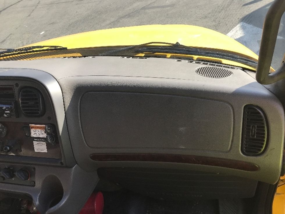 Medium Duty Box Truck-Light and Medium Duty Trucks-Freightliner-2020-M2-Chino-CA-125,009\n\t\tmiles-$ 57,250 - Image 21