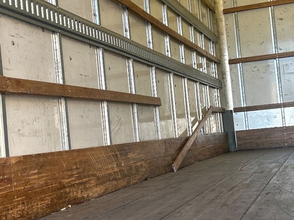 Medium Duty Box Truck-Light and Medium Duty Trucks-Freightliner-2020-M2-Chino-CA-125,009\n\t\tmiles-$ 57,250 - Image 29