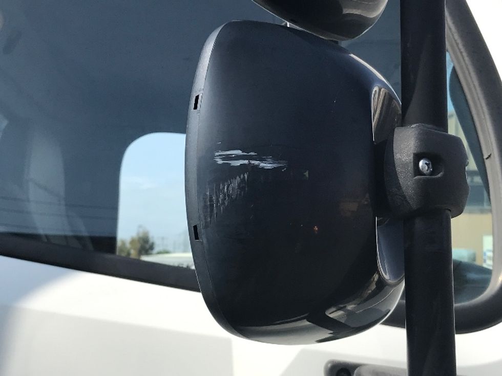 Medium Duty Box Truck-Light and Medium Duty Trucks-Freightliner-2020-M2-Chino-CA-151,419\n\t\tmiles-$ 56,000 - Image 28