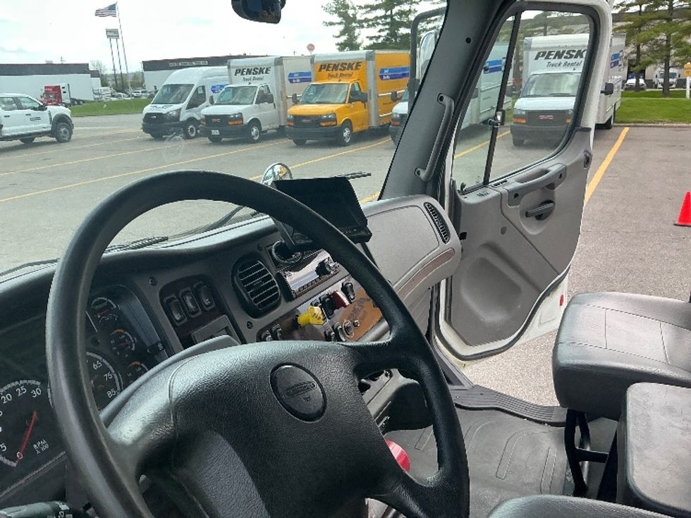 Medium Duty Box Truck-Light and Medium Duty Trucks-Freightliner-2020-M2-Cincinnati-OH-234,869\n\t\tmiles-$ 14,500 - Image 17