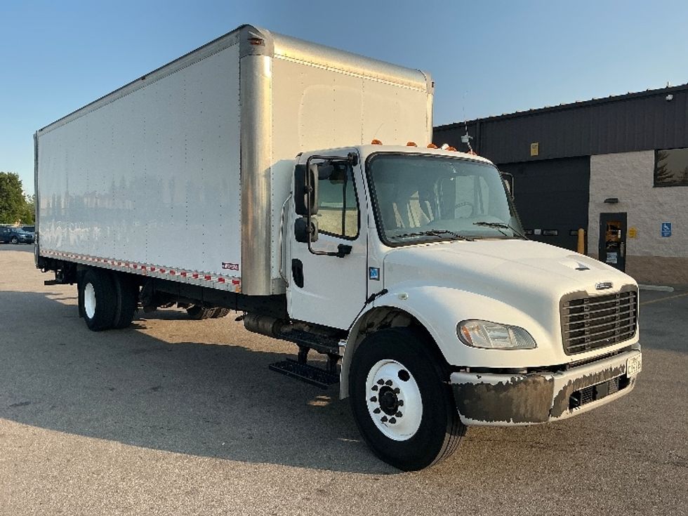 Medium Duty Box Truck-Light and Medium Duty Trucks-Freightliner-2020-M2-Cincinnati-OH-385,617\n\t\tmiles-$ 23,750 - Image 1