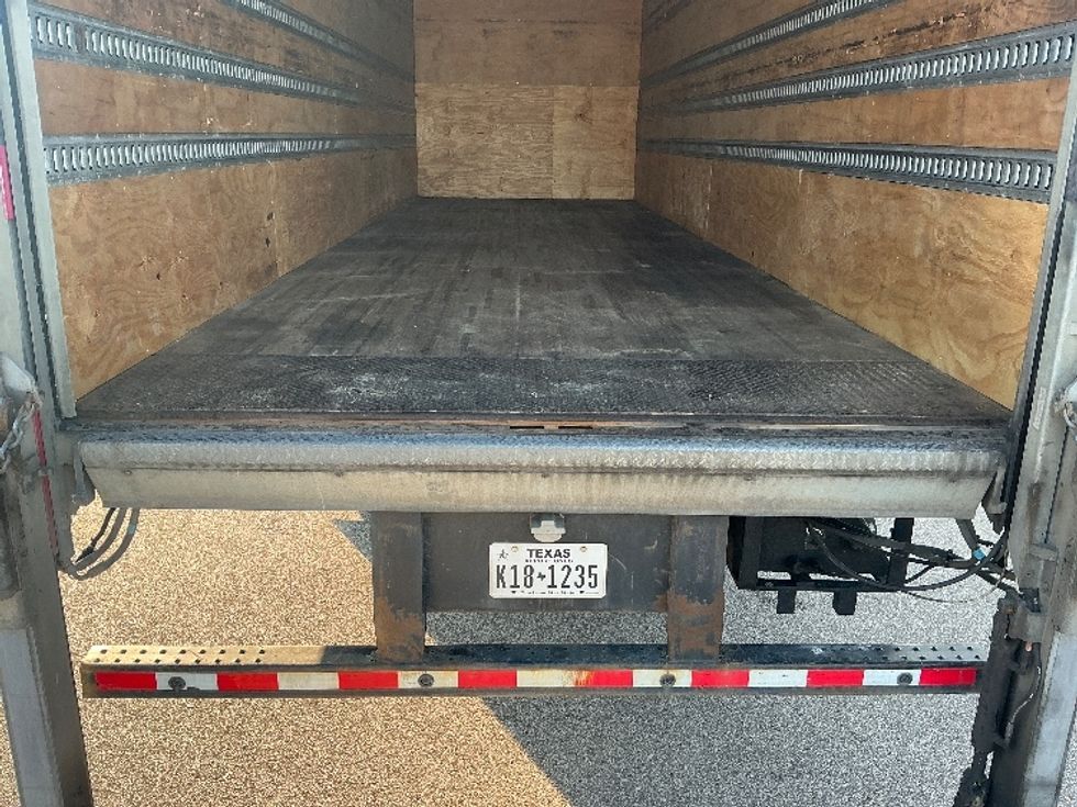 Medium Duty Box Truck-Light and Medium Duty Trucks-Freightliner-2020-M2-Cincinnati-OH-385,617\n\t\tmiles-$ 23,750 - Image 10