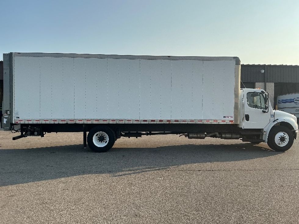 Medium Duty Box Truck-Light and Medium Duty Trucks-Freightliner-2020-M2-Cincinnati-OH-385,617\n\t\tmiles-$ 23,750 - Image 15