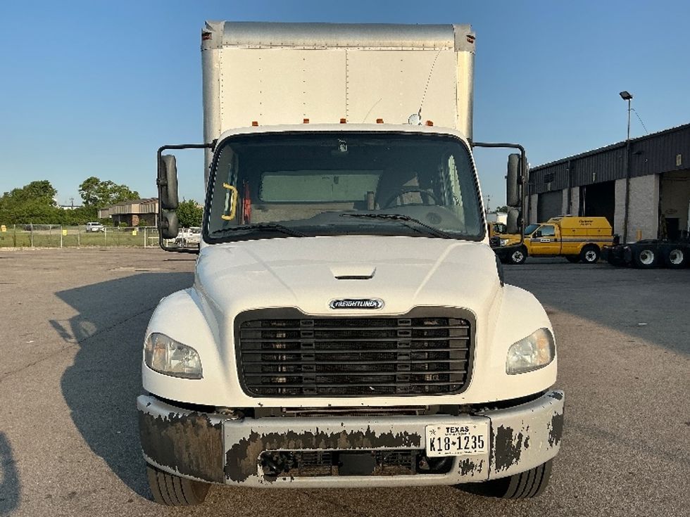 Medium Duty Box Truck-Light and Medium Duty Trucks-Freightliner-2020-M2-Cincinnati-OH-385,617\n\t\tmiles-$ 23,750 - Image 2