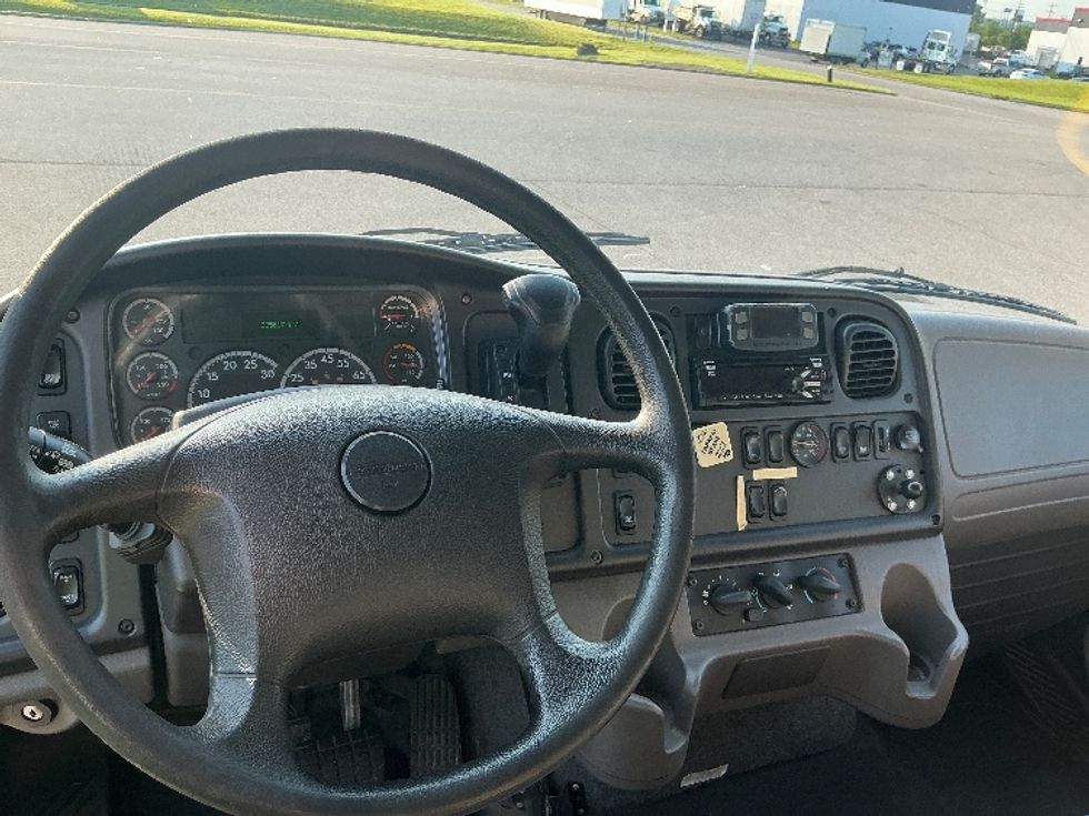 Medium Duty Box Truck-Light and Medium Duty Trucks-Freightliner-2020-M2-Cincinnati-OH-391,478\n\t\tmiles-$ 8,000 - Image 18
