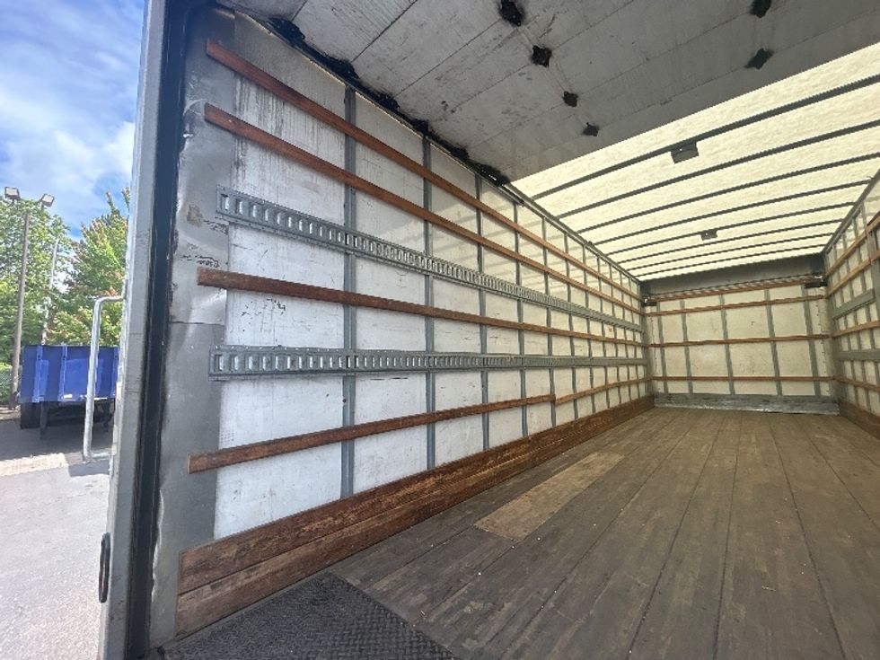 Medium Duty Box Truck-Light and Medium Duty Trucks-Freightliner-2020-M2-Clackamas-OR-156,125\n\t\tmiles-$ 54,000 - Image 11