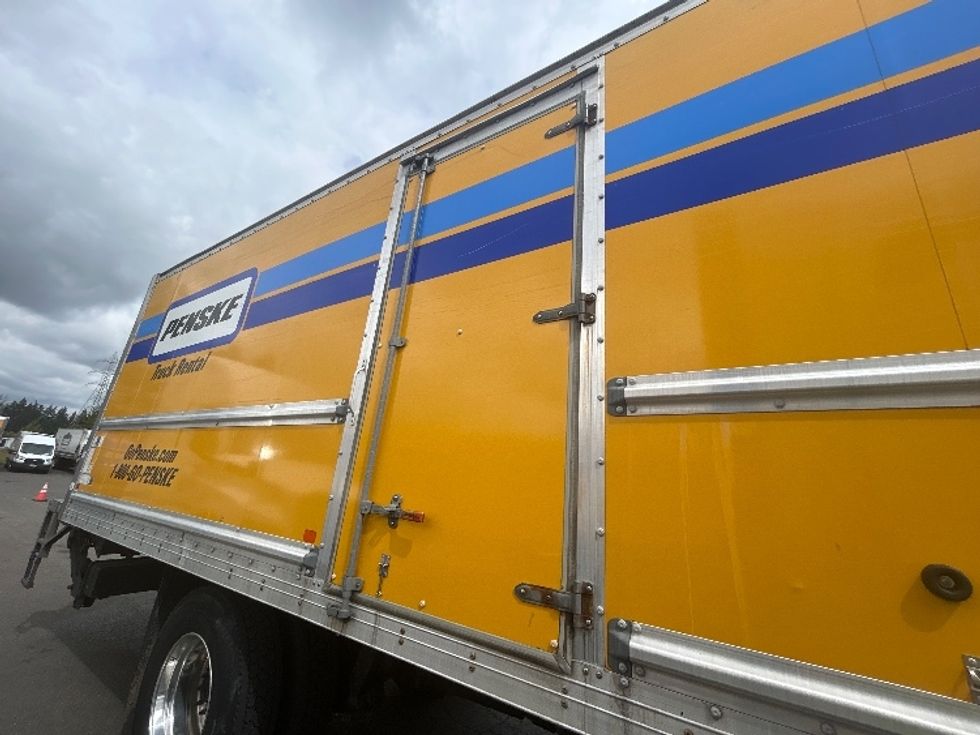 Medium Duty Box Truck-Light and Medium Duty Trucks-Freightliner-2020-M2-Clackamas-OR-156,125\n\t\tmiles-$ 54,000 - Image 25