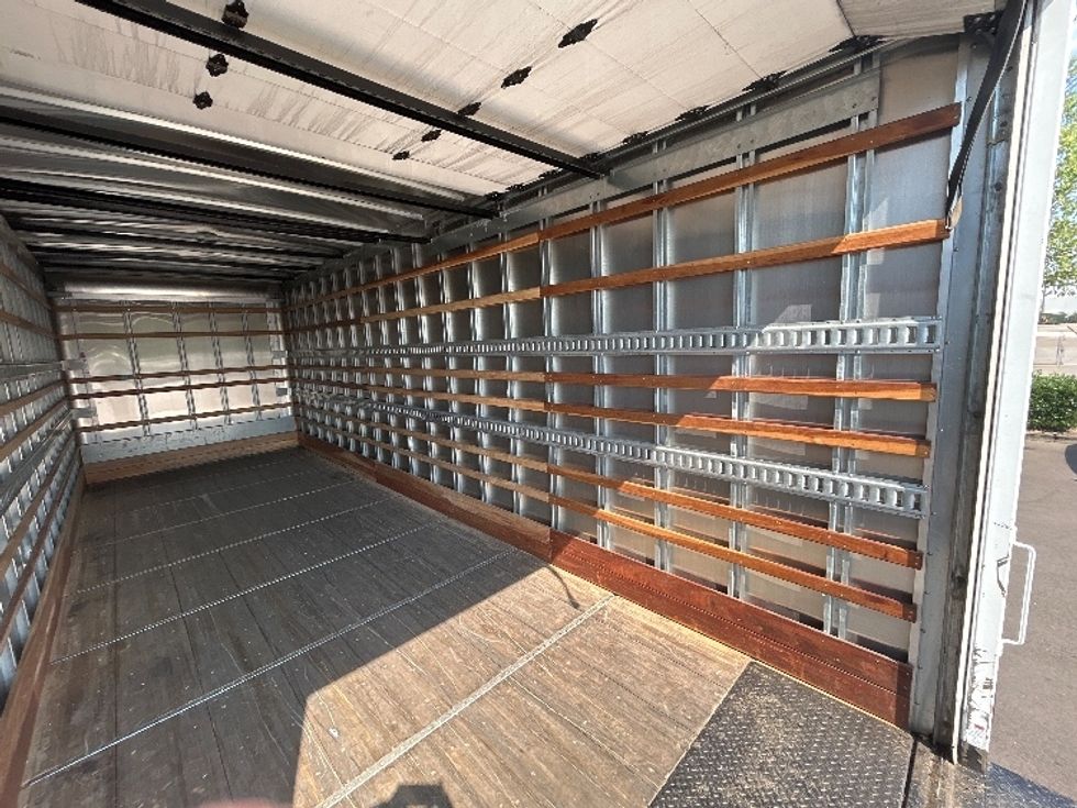 Medium Duty Box Truck-Light and Medium Duty Trucks-Freightliner-2020-M2-Clackamas-OR-54,763\n\t\tmiles-$ 59,250 - Image 12