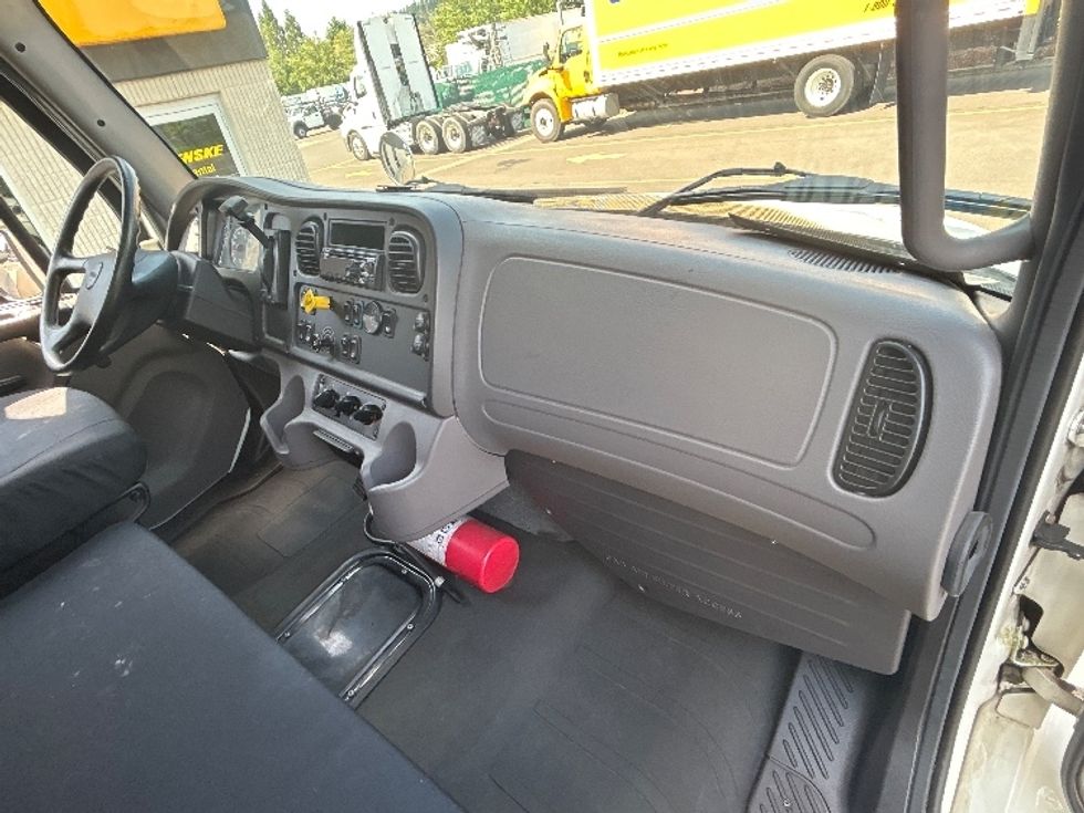 Medium Duty Box Truck-Light and Medium Duty Trucks-Freightliner-2020-M2-Clackamas-OR-54,763\n\t\tmiles-$ 59,250 - Image 21