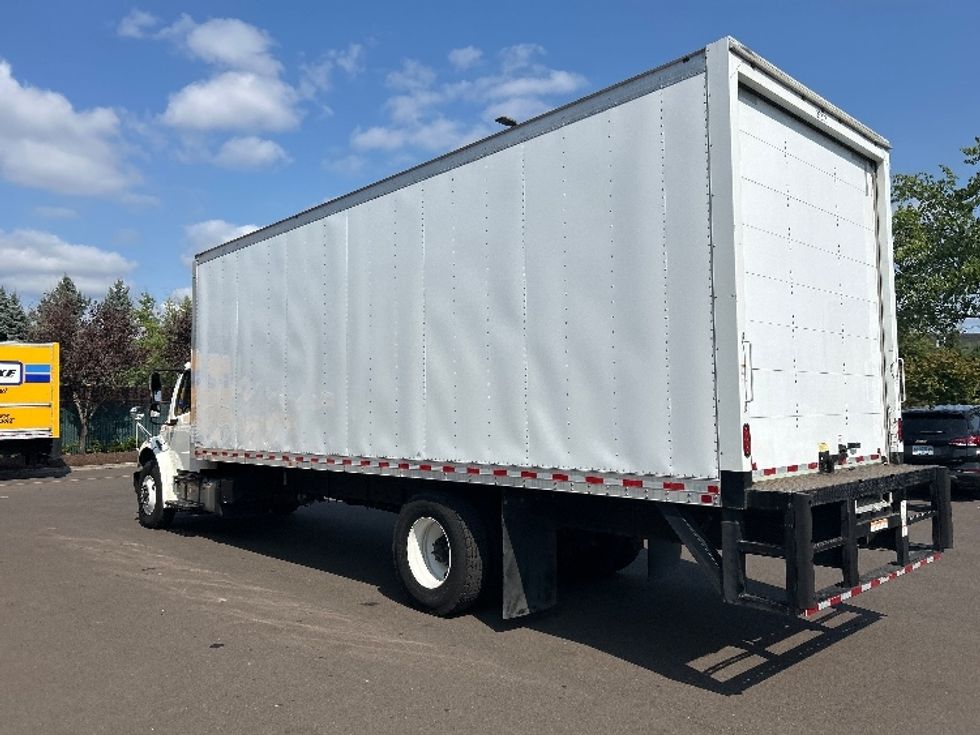 Medium Duty Box Truck-Light and Medium Duty Trucks-Freightliner-2020-M2-Clackamas-OR-54,763\n\t\tmiles-$ 59,250 - Image 6