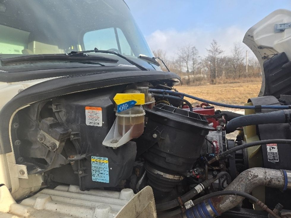 Medium Duty Box Truck-Light and Medium Duty Trucks-Freightliner-2020-M2-Clearfield-PA-386,969\n\t\tmiles-$ 22,250 - Image 23