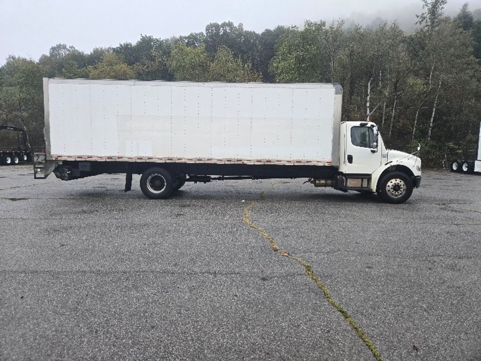 Medium Duty Box Truck-Light and Medium Duty Trucks-Freightliner-2020-M2-Clearfield-PA-406,054\n\t\tmiles-$ 23,000 - Image 15