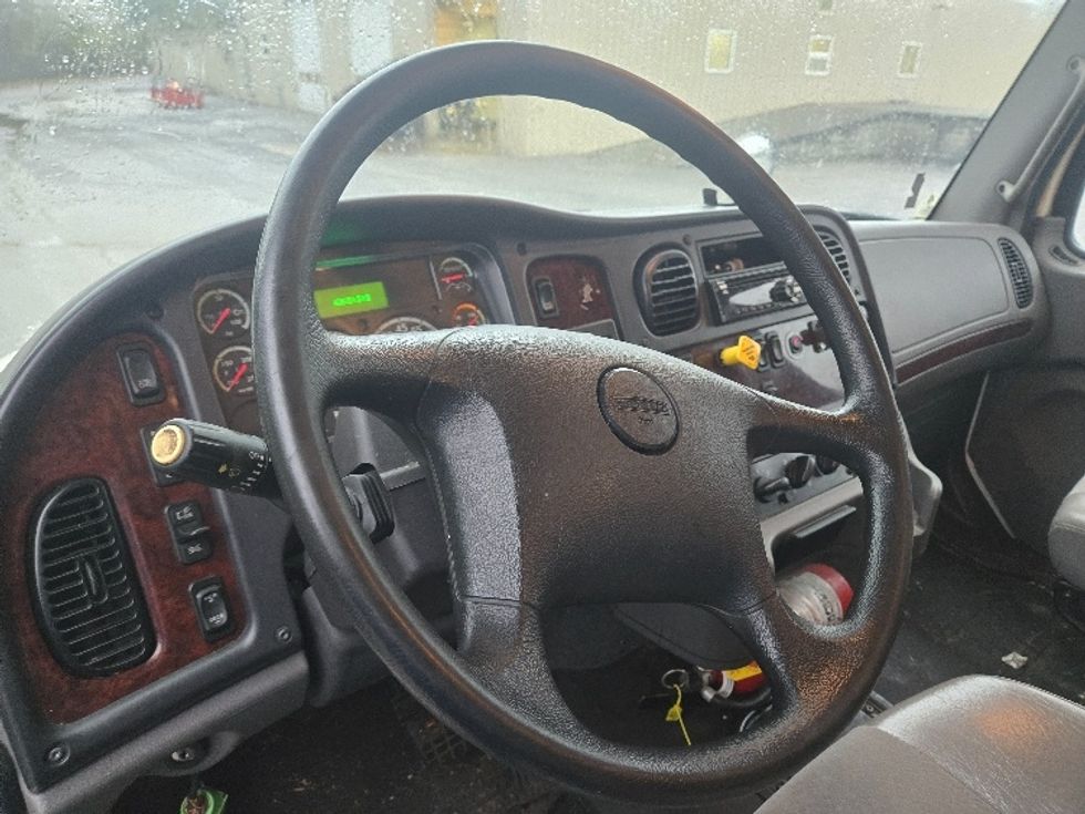 Medium Duty Box Truck-Light and Medium Duty Trucks-Freightliner-2020-M2-Clearfield-PA-406,054\n\t\tmiles-$ 23,000 - Image 17