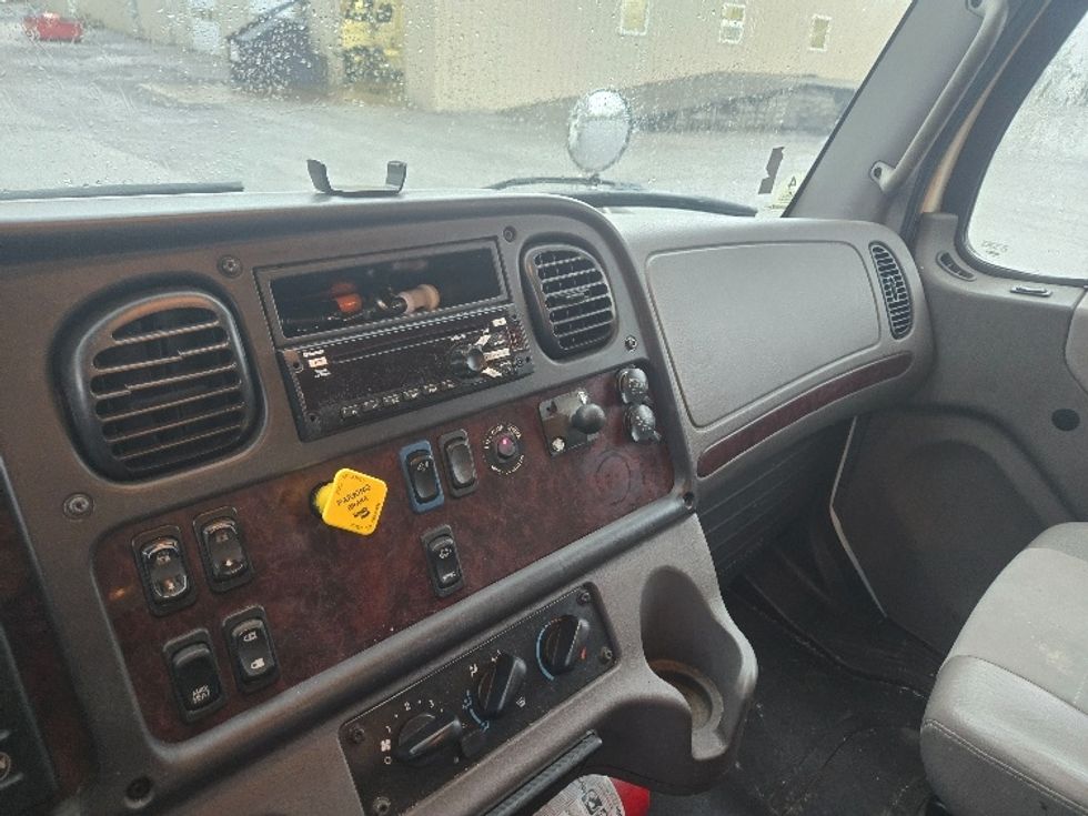 Medium Duty Box Truck-Light and Medium Duty Trucks-Freightliner-2020-M2-Clearfield-PA-406,054\n\t\tmiles-$ 23,000 - Image 19