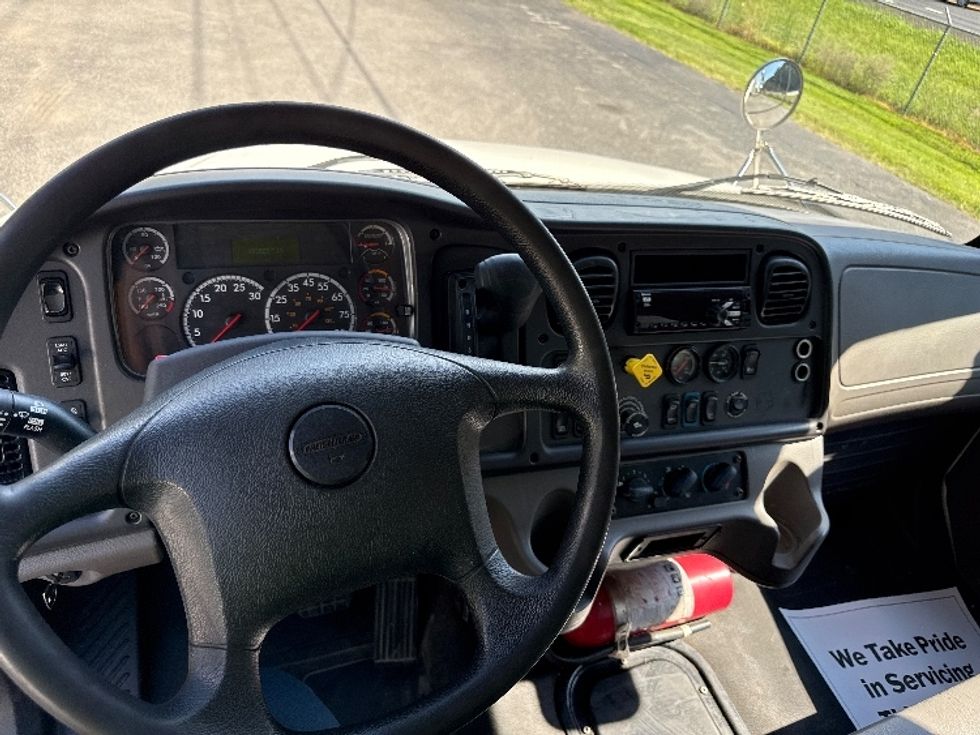 Medium Duty Box Truck-Light and Medium Duty Trucks-Freightliner-2020-M2-Cleveland-TN-191,819\n\t\tmiles-$ 54,250 - Image 17