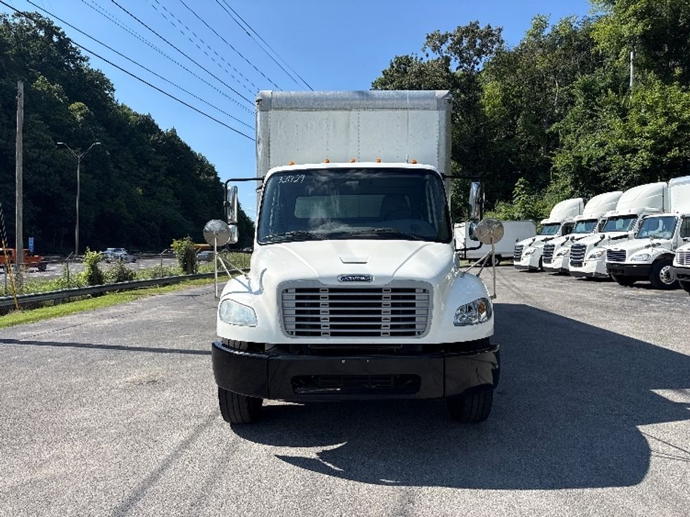 Medium Duty Box Truck-Light and Medium Duty Trucks-Freightliner-2020-M2-Cleveland-TN-191,819\n\t\tmiles-$ 54,250 - Image 2