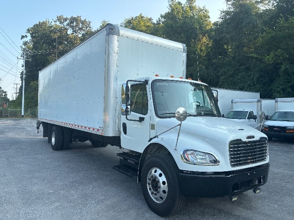 Medium Duty Box Truck-Light and Medium Duty Trucks-Freightliner-2020-M2-Cleveland-TN-397,295\n\t\tmiles-$ 23,500 - Image 1