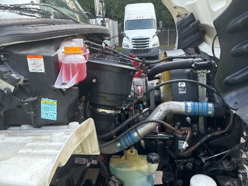 Medium Duty Box Truck-Light and Medium Duty Trucks-Freightliner-2020-M2-Cleveland-TN-397,295\n\t\tmiles-$ 23,500 - Image 23