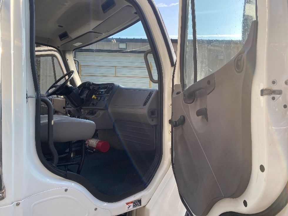 Medium Duty Box Truck-Light and Medium Duty Trucks-Freightliner-2020-M2-Cleveland-TN-58,851\n\t\tmiles-$ 66,750 - Image 19