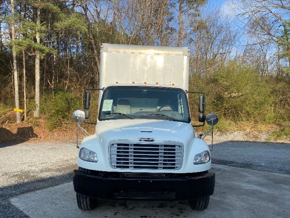 Medium Duty Box Truck-Light and Medium Duty Trucks-Freightliner-2020-M2-Cleveland-TN-58,851\n\t\tmiles-$ 66,750 - Image 2
