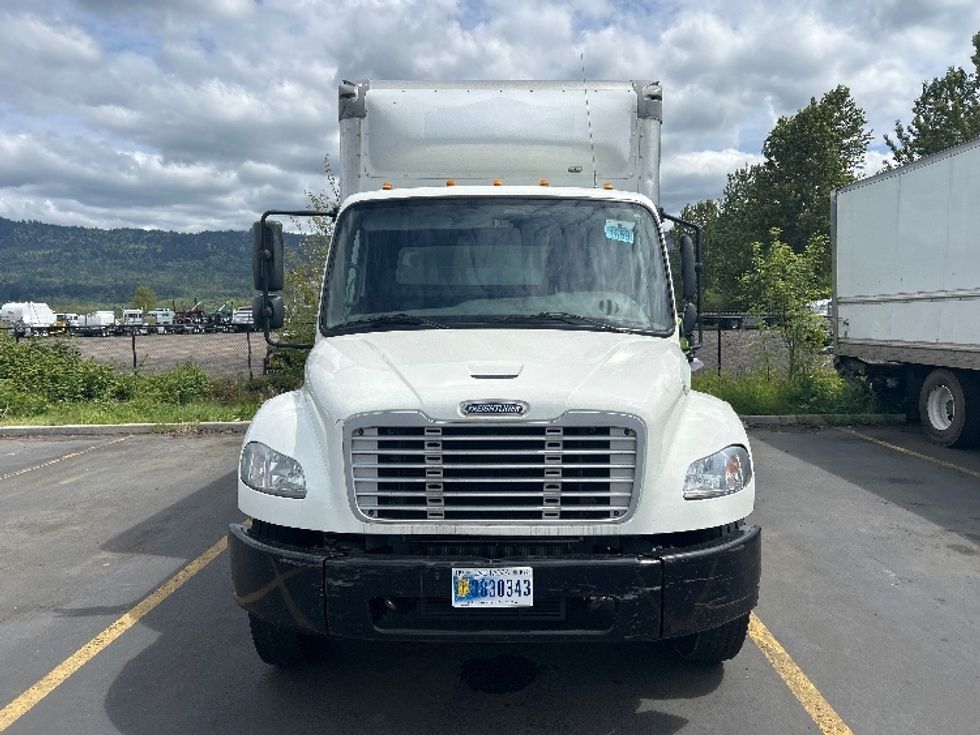 Medium Duty Box Truck-Light and Medium Duty Trucks-Freightliner-2020-M2-Coburg-OR-301,366\n\t\tmiles-$ 15,500 - Image 2