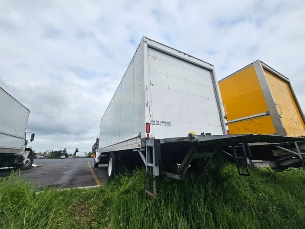 Medium Duty Box Truck-Light and Medium Duty Trucks-Freightliner-2020-M2-Coburg-OR-301,366\n\t\tmiles-$ 15,500 - Image 22