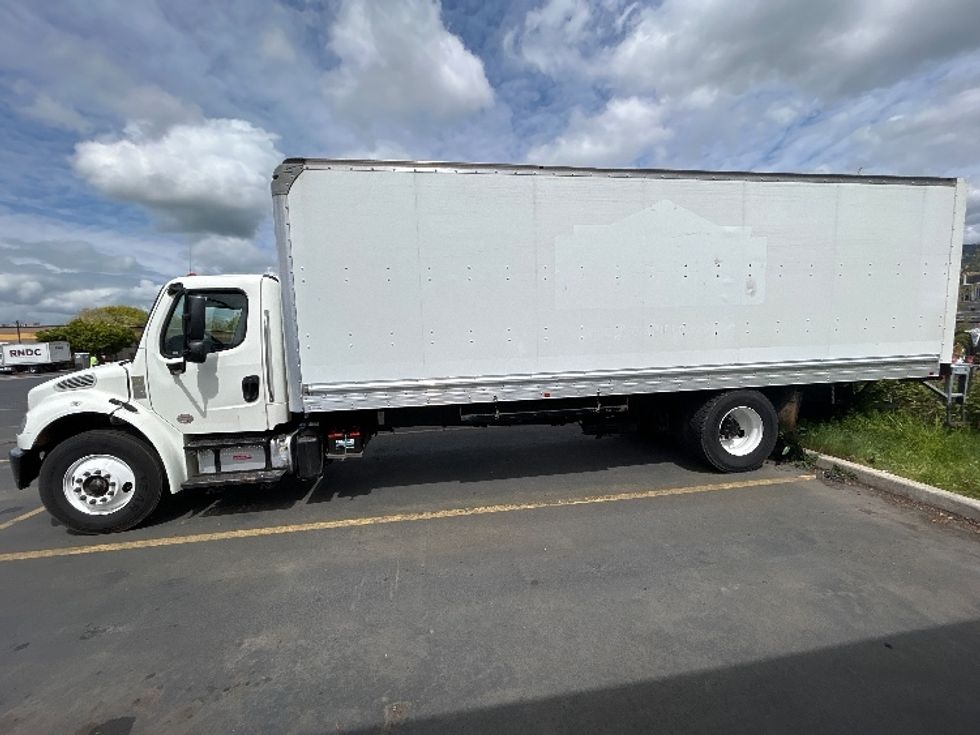 Medium Duty Box Truck-Light and Medium Duty Trucks-Freightliner-2020-M2-Coburg-OR-301,366\n\t\tmiles-$ 15,500 - Image 3
