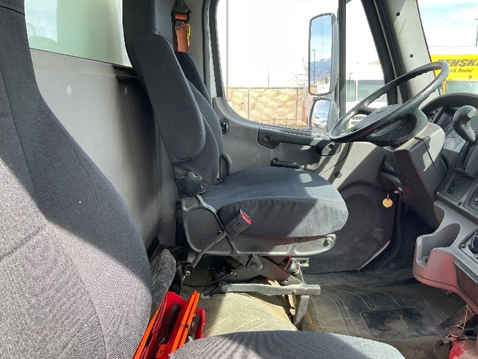 Medium Duty Box Truck-Light and Medium Duty Trucks-Freightliner-2020-M2-Colorado Springs-CO-58,817\n\t\tmiles-$ 69,250 - Image 22