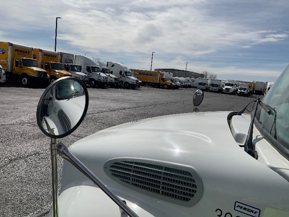 Medium Duty Box Truck-Light and Medium Duty Trucks-Freightliner-2020-M2-Colorado Springs-CO-58,817\n\t\tmiles-$ 69,250 - Image 26