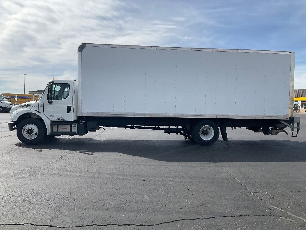 Medium Duty Box Truck-Light and Medium Duty Trucks-Freightliner-2020-M2-Colorado Springs-CO-58,817\n\t\tmiles-$ 69,250 - Image 4