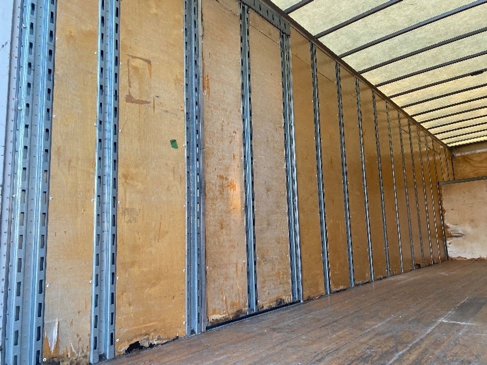 Medium Duty Box Truck-Light and Medium Duty Trucks-Freightliner-2020-M2-Concord-NC-119,190\n\t\tmiles-$ 77,250 - Image 11