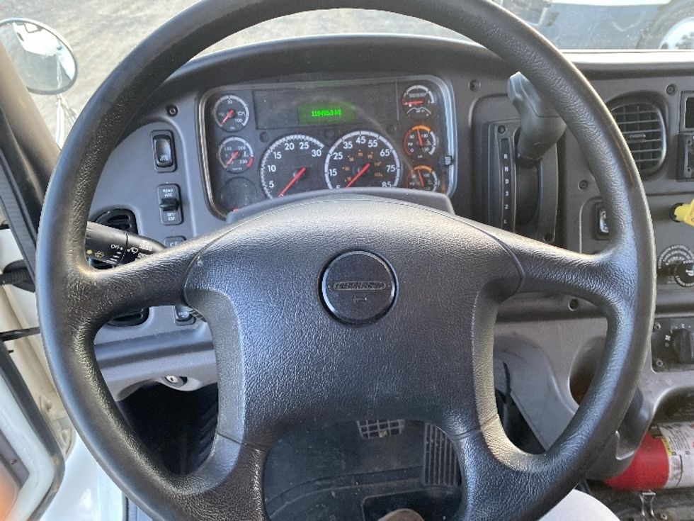 Medium Duty Box Truck-Light and Medium Duty Trucks-Freightliner-2020-M2-Concord-NC-119,190\n\t\tmiles-$ 77,250 - Image 17