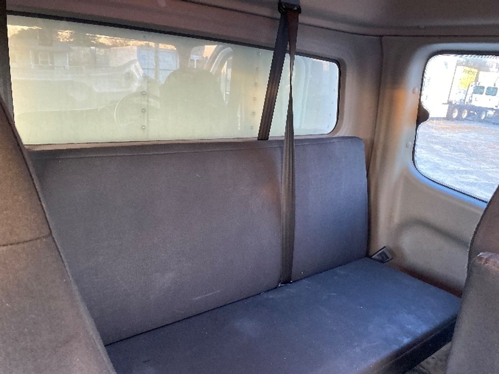 Medium Duty Box Truck-Light and Medium Duty Trucks-Freightliner-2020-M2-Concord-NC-119,190\n\t\tmiles-$ 77,250 - Image 25