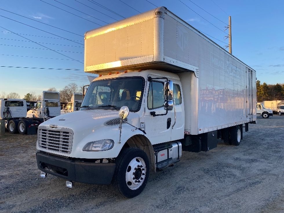 Medium Duty Box Truck-Light and Medium Duty Trucks-Freightliner-2020-M2-Concord-NC-119,190\n\t\tmiles-$ 77,250 - Image 3