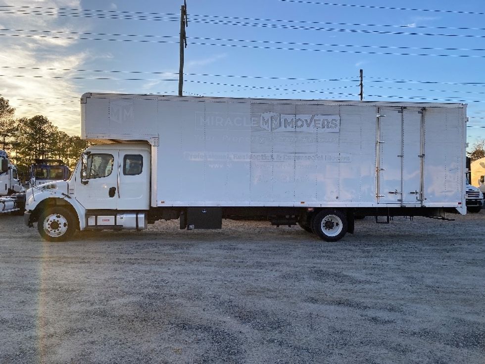 Medium Duty Box Truck-Light and Medium Duty Trucks-Freightliner-2020-M2-Concord-NC-119,190\n\t\tmiles-$ 77,250 - Image 4