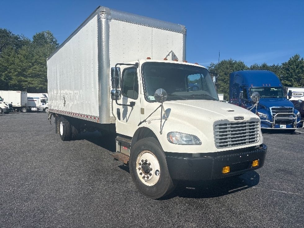 Medium Duty Box Truck-Light and Medium Duty Trucks-Freightliner-2020-M2-Concord-NC-216,098\n\t\tmiles-$ 51,000 - Image 1