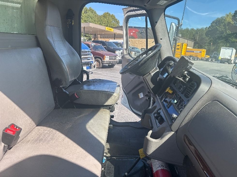 Medium Duty Box Truck-Light and Medium Duty Trucks-Freightliner-2020-M2-Concord-NC-216,098\n\t\tmiles-$ 51,000 - Image 22