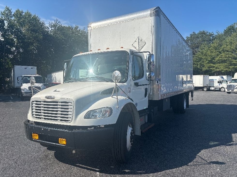 Medium Duty Box Truck-Light and Medium Duty Trucks-Freightliner-2020-M2-Concord-NC-216,098\n\t\tmiles-$ 51,000 - Image 3