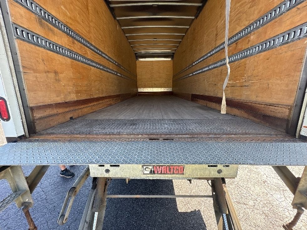 Medium Duty Box Truck-Light and Medium Duty Trucks-Freightliner-2020-M2-Concord-NC-220,280\n\t\tmiles-$ 50,250 - Image 10