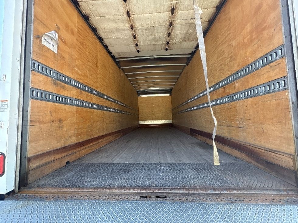 Medium Duty Box Truck-Light and Medium Duty Trucks-Freightliner-2020-M2-Concord-NC-220,280\n\t\tmiles-$ 50,250 - Image 12