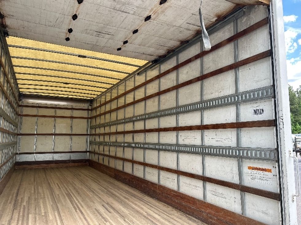 Medium Duty Box Truck-Light and Medium Duty Trucks-Freightliner-2020-M2-Concord-NC-227,176\n\t\tmiles-$ 43,750 - Image 12