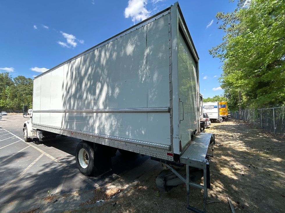 Medium Duty Box Truck-Light and Medium Duty Trucks-Freightliner-2020-M2-Concord-NC-227,176\n\t\tmiles-$ 43,750 - Image 6
