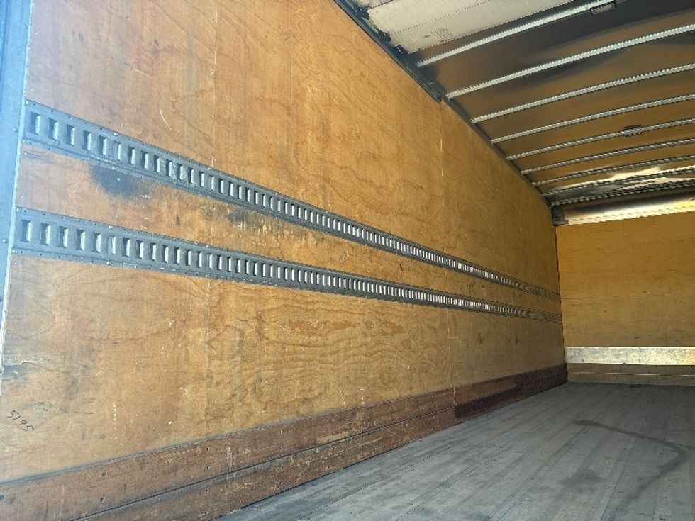 Medium Duty Box Truck-Light and Medium Duty Trucks-Freightliner-2020-M2-Concord-NC-230,273\n\t\tmiles-$ 48,750 - Image 11